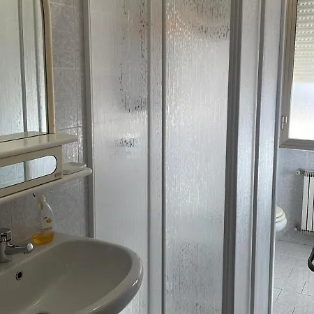 Trilocale Con Ampio Terrazzo E Posto Auto A 2 Passi Dal Mare Apartment *