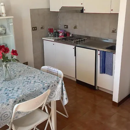 Sweet Holidays & Trilocale Con Ampio Terrazzo E Posto Auto A 2 Passi Dal Mare * Albenga
